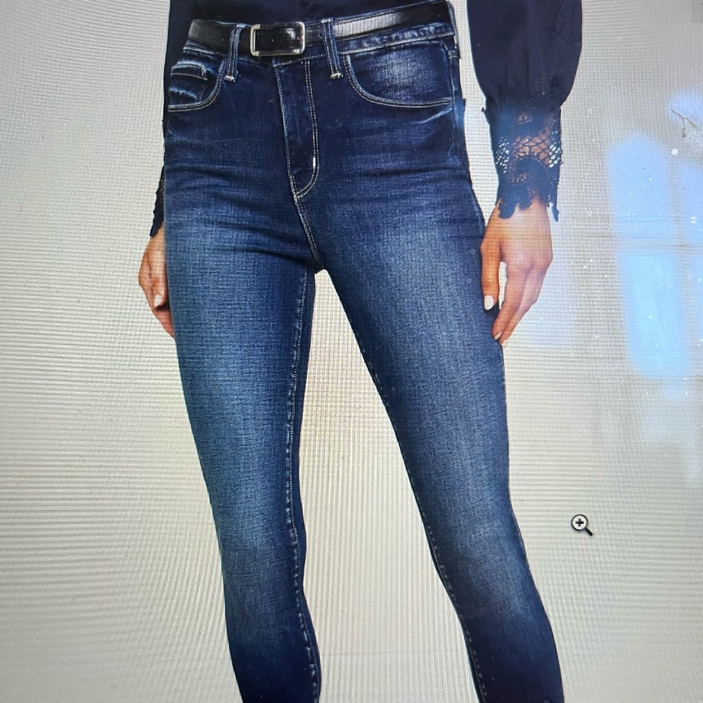 L’agence Margo Jeans in Size 23